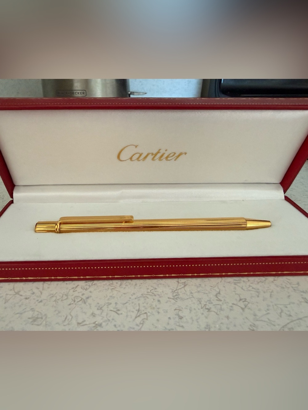 Cartier Gold Ribbed Style Stylo Must 11